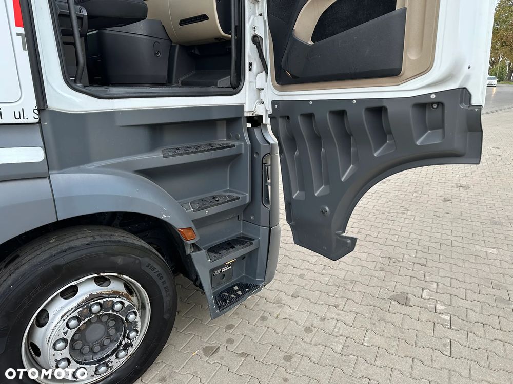 Mercedes-Benz ACTROS MP4 1842 - 26