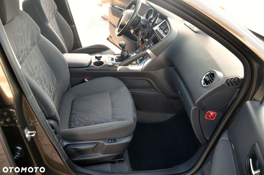 Peugeot 3008 - 17