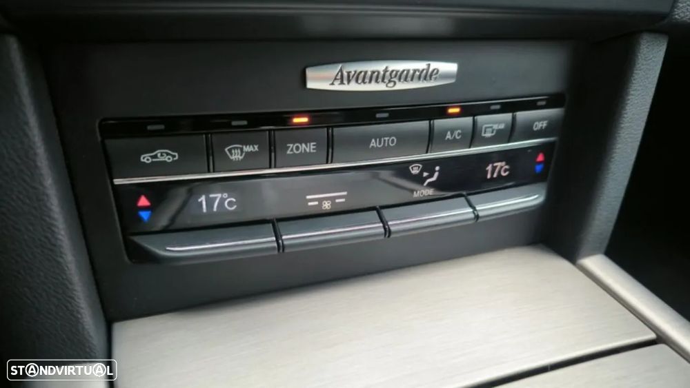 Mercedes-Benz E 350 CDi Avantgarde BlueEfficiency - 12