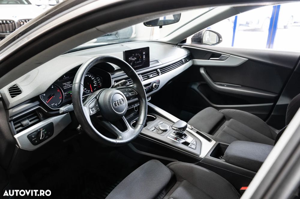 Audi A5 Sportback 2.0 TDI ultra S tronic - 32