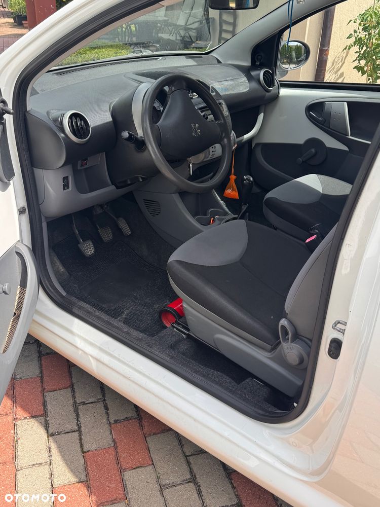 Peugeot 107 - 9