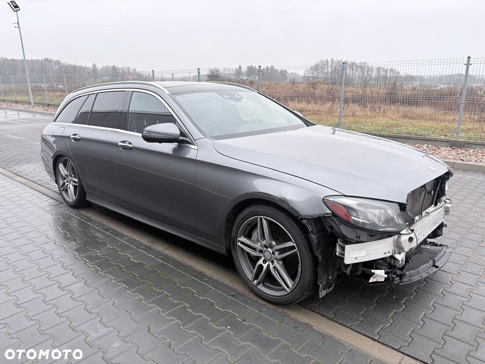 Mercedes-Benz Klasa E 400 7G-TRONIC - 9