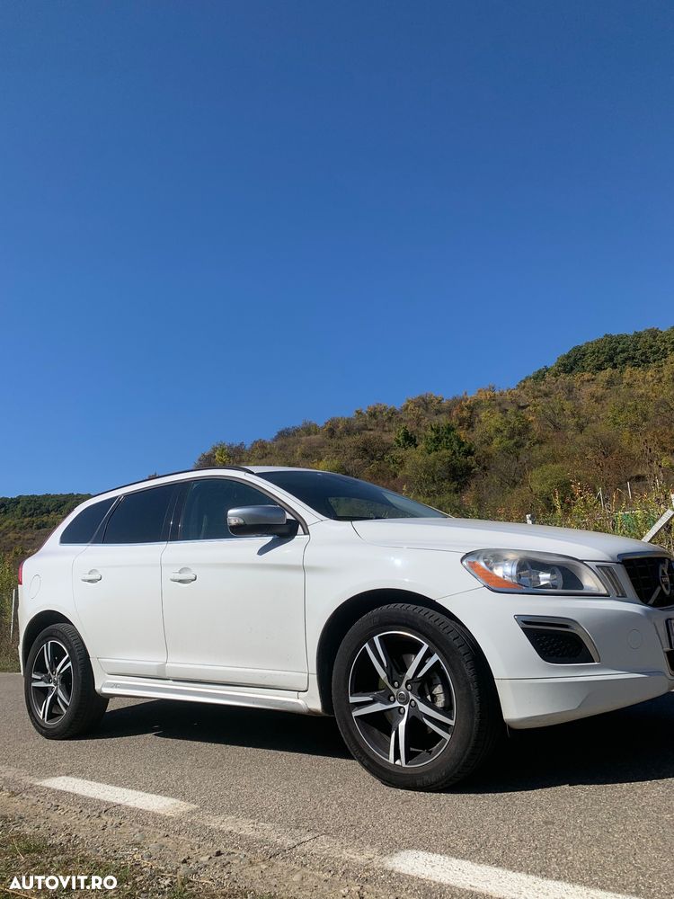 Volvo XC 60 D3 AWD R Design - 4