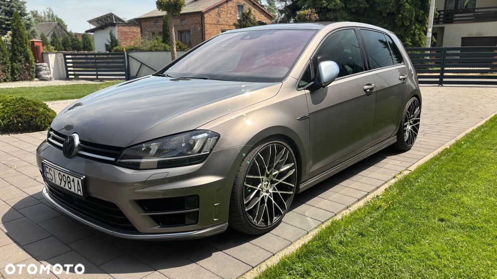Volkswagen Golf - 9