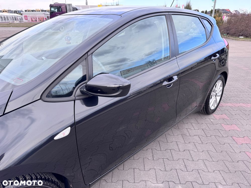 Kia Ceed - 31