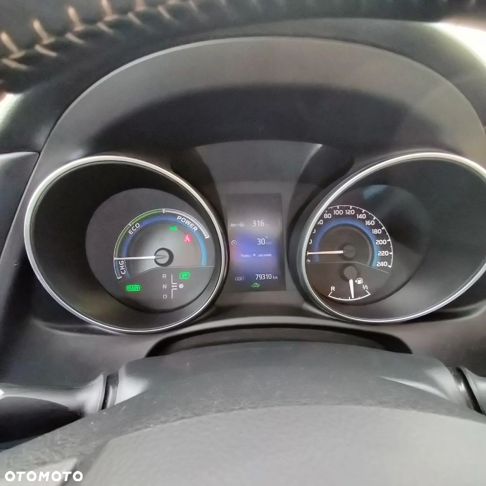 Toyota Auris Hybrid 135 Active - 10