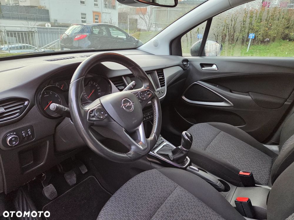 Opel Crossland X 1.2 T Enjoy S&S - 9