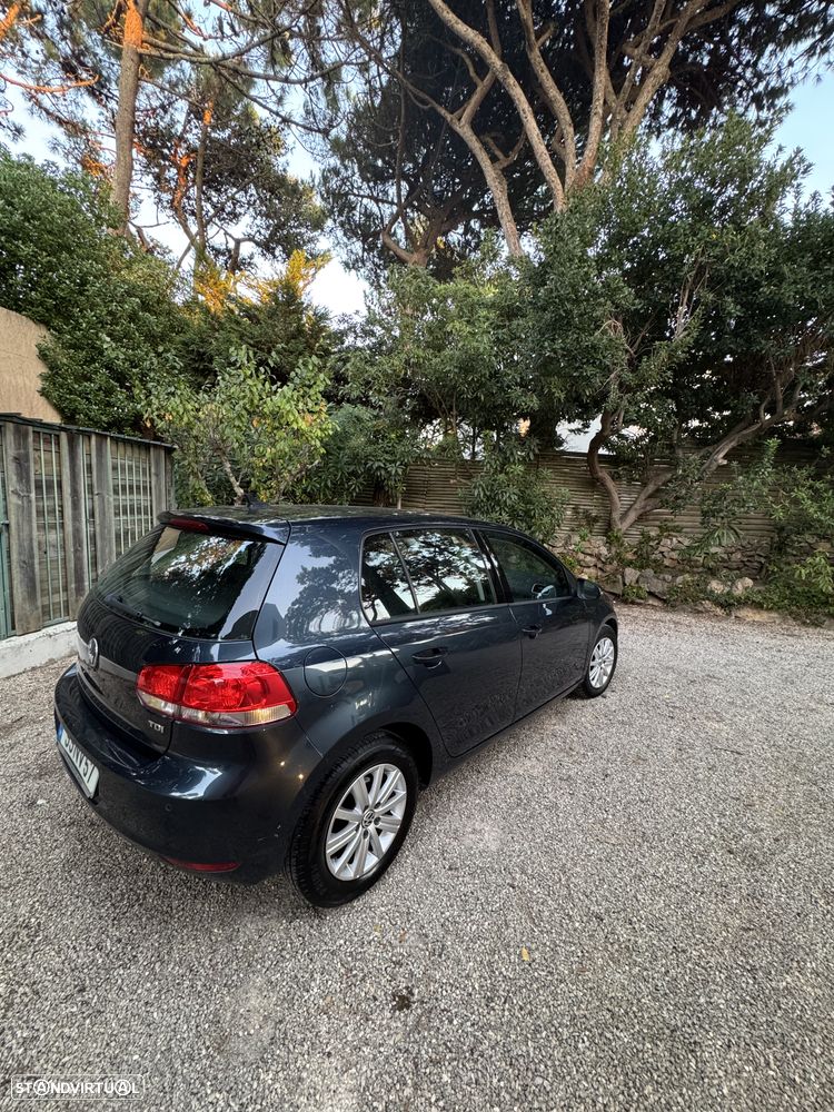VW Golf 1.6 TDI Confortline - 4