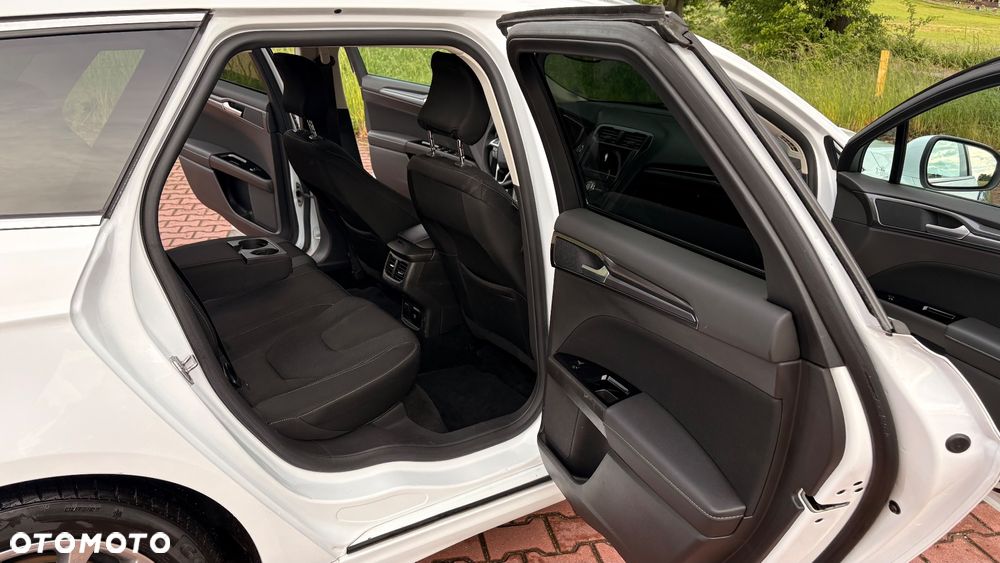 Ford Mondeo 2.0 TDCi ECOnetic Start-Stopp Business Edition - 16