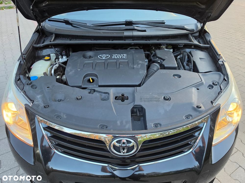 Toyota Avensis 1.8 Multidrive S Sol - 19