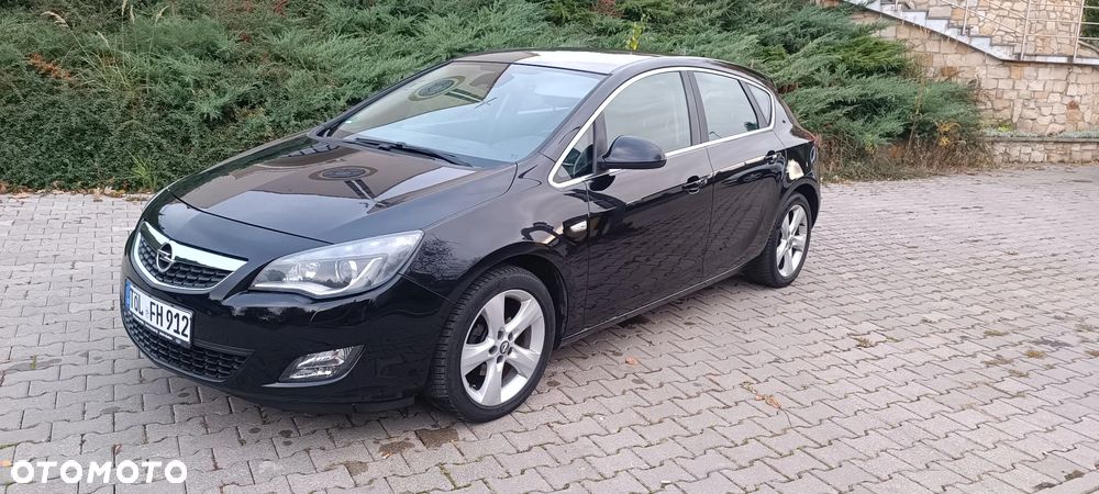 Opel Astra - 1