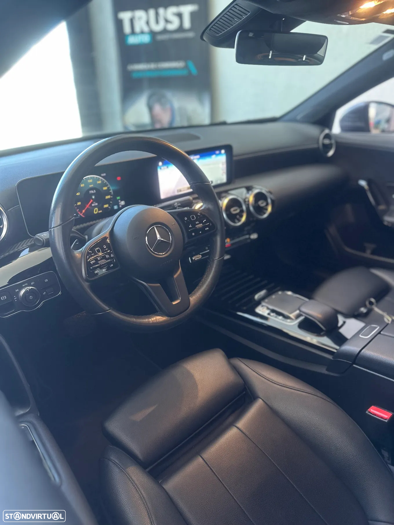 Mercedes-Benz A 180 d Style Plus Aut. - 24