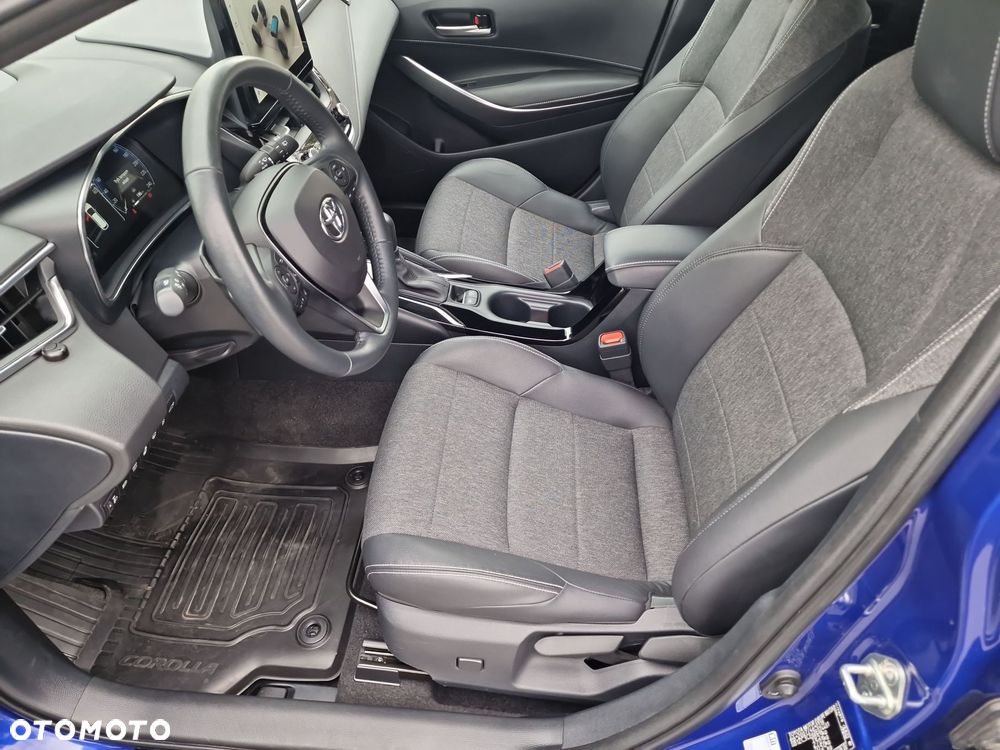 Toyota Corolla 2.0 Hybrid Style - 12