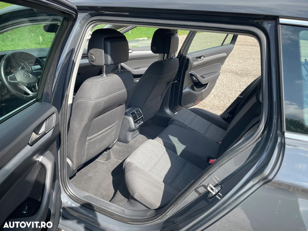 Volkswagen Passat - 6