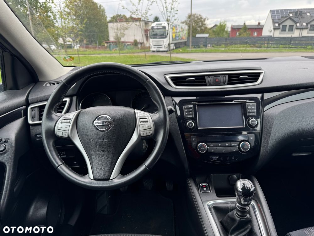 Nissan Qashqai 1.2 DIG-T N-Connecta - 16