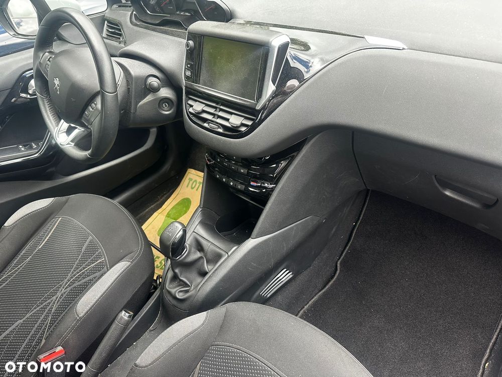 Peugeot 208 1.2 VTi Access - 6