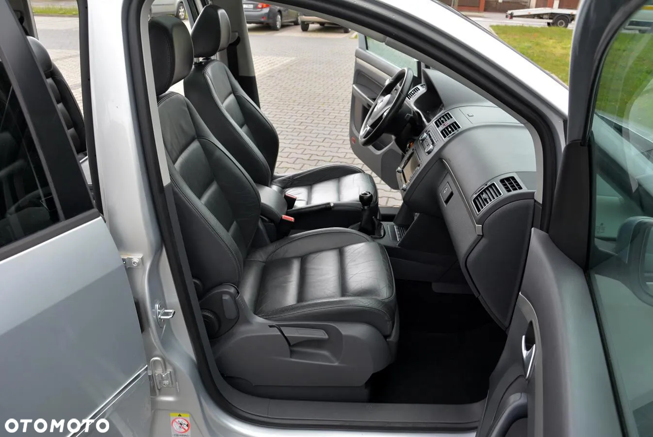 Volkswagen Touran 1.4 TSI Highline Perfectline - 21