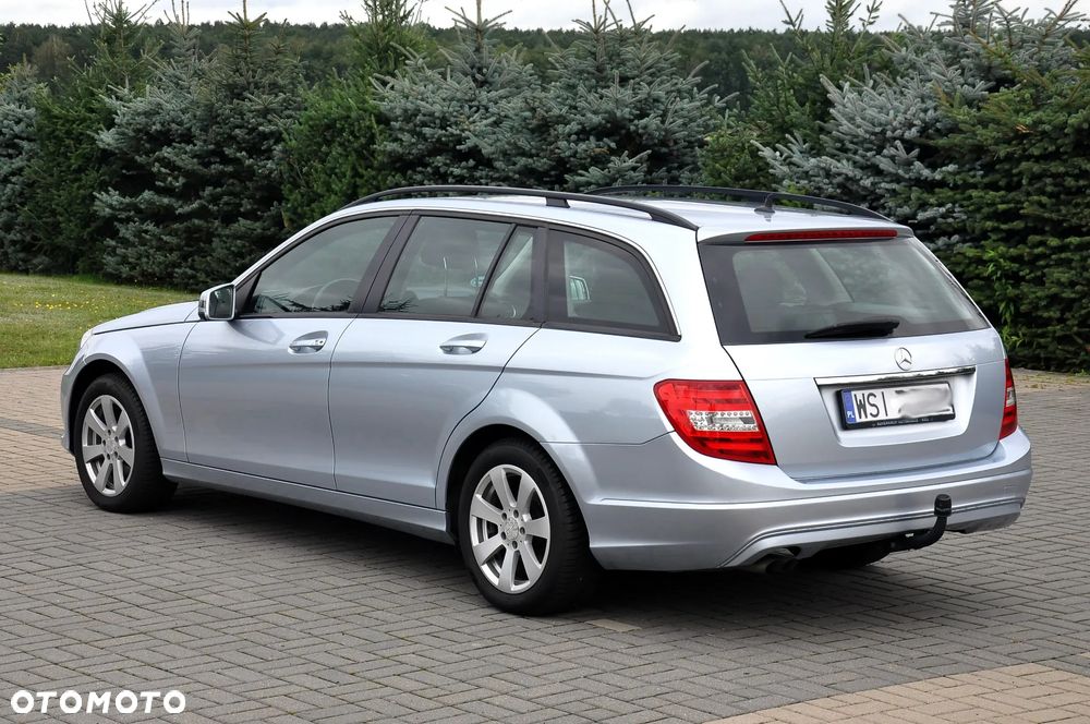 Mercedes-Benz Klasa C 200 CDI DPF (BlueEFFICIENCY) - 19
