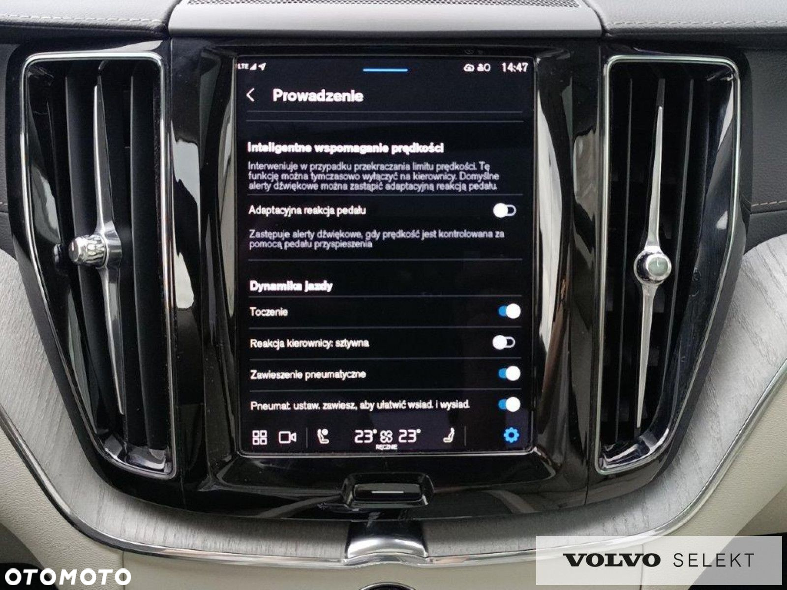 Volvo XC 60 - 35