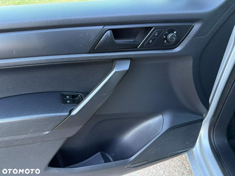 Volkswagen Caddy - 25