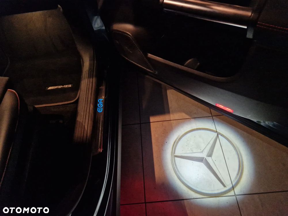 Mercedes-Benz EQA - 9