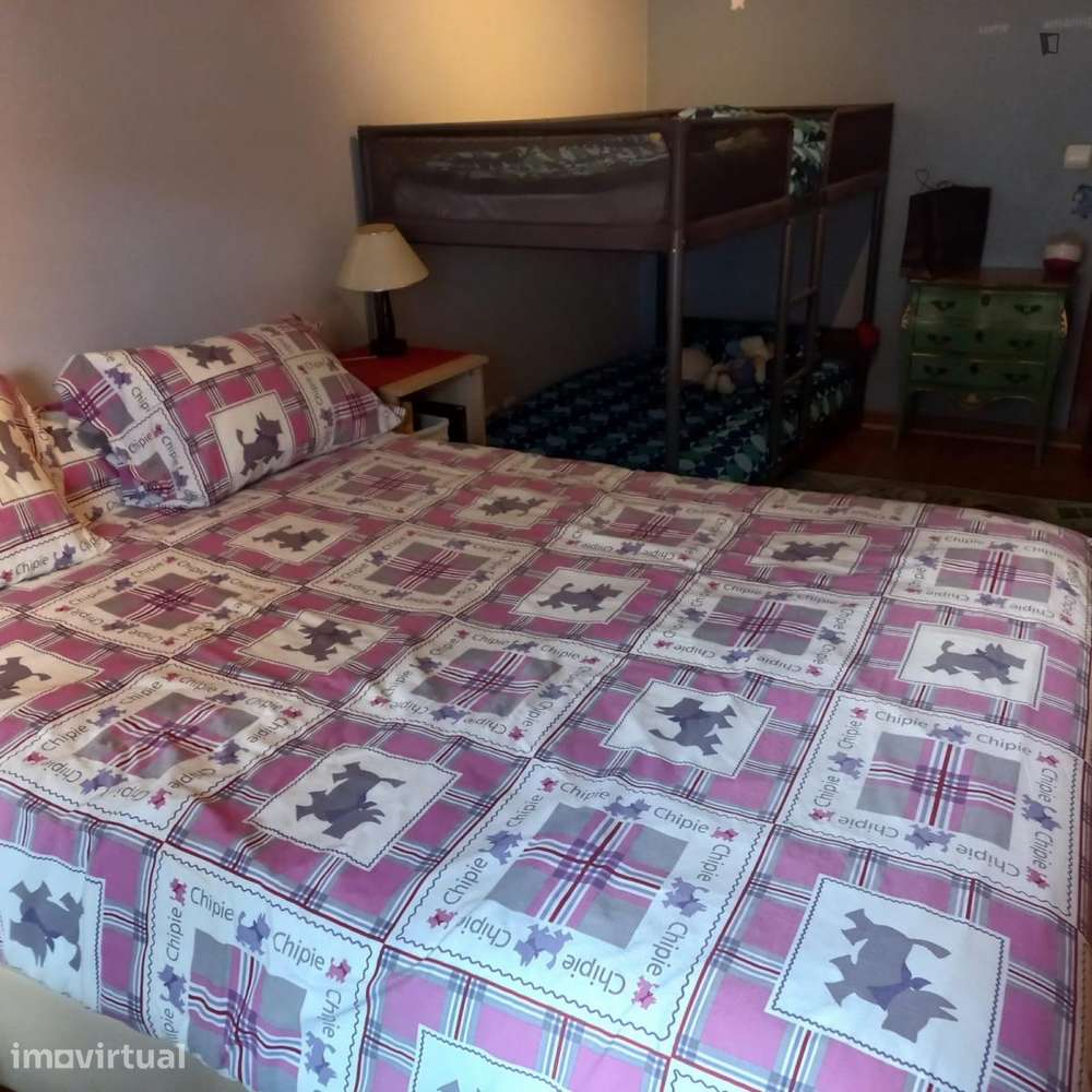 Quarto - localizado em Lisbon - Grande imagem: 2/6
