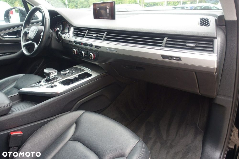 Audi Q7 - 15
