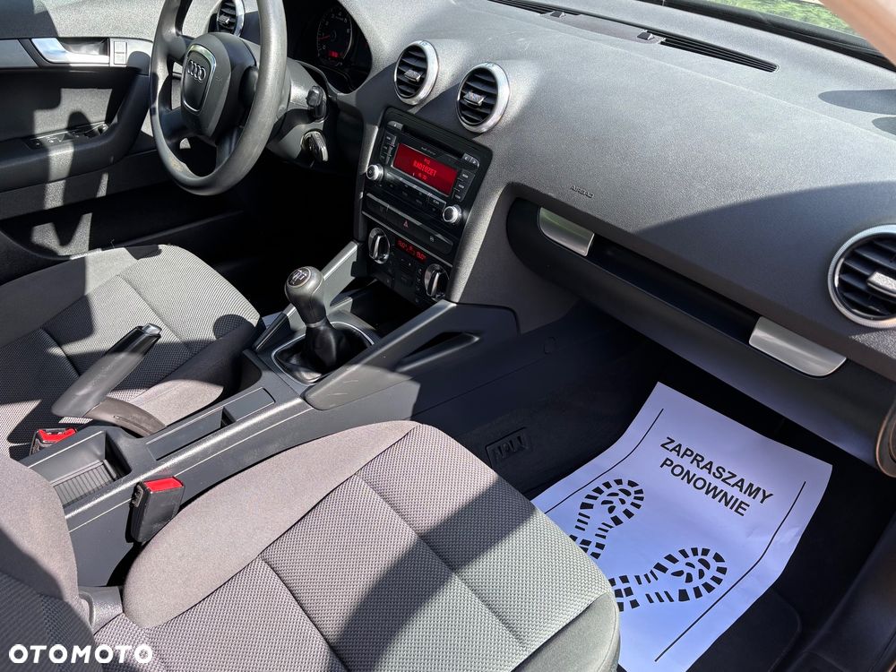 Audi A3 Sportback 1.6 Ambition - 29