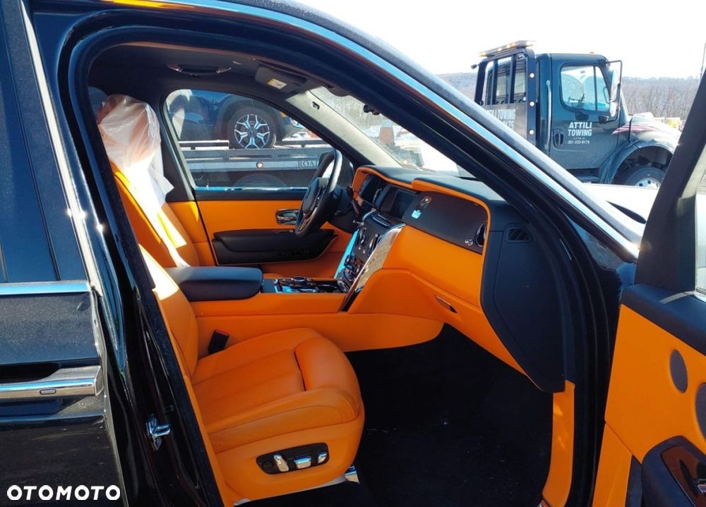 Rolls-Royce Cullinan - 9
