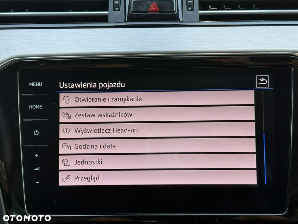 Volkswagen Passat Variant 2.0 TDI SCR DSG Elegance - 29