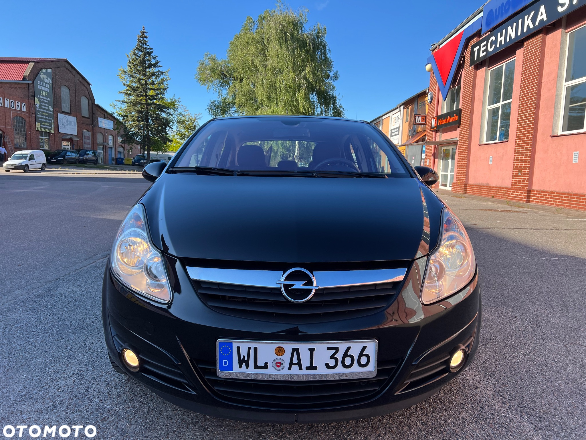 Opel Corsa 1.4 16V Cosmo - 2