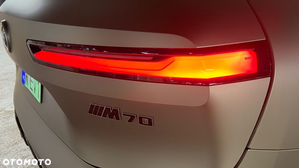 BMW iX M60 111.5kWh Signature - 16