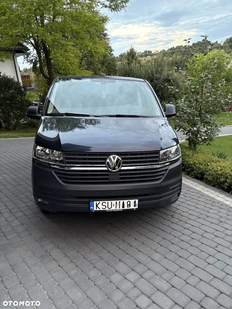 Volkswagen Caravelle - 2
