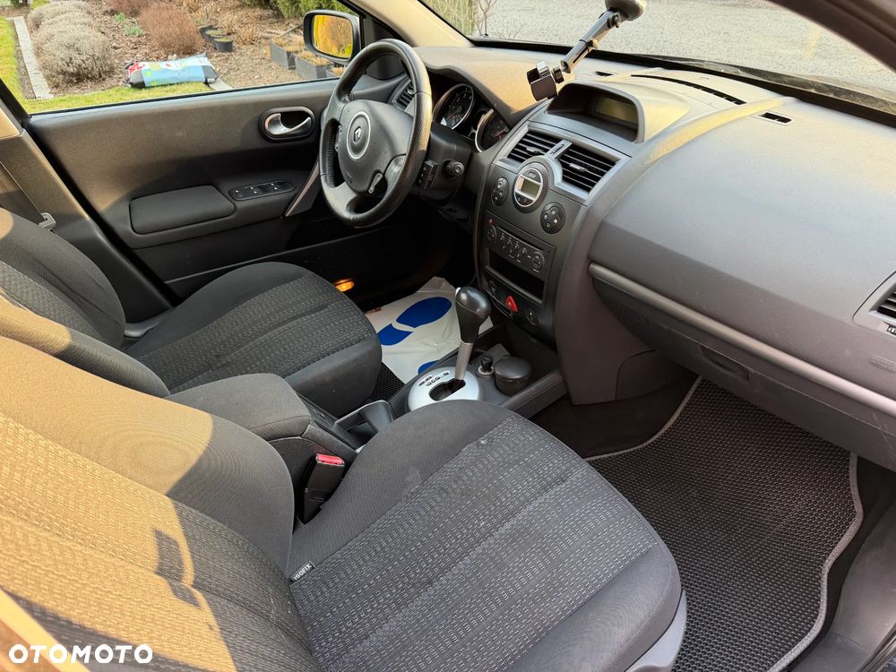 Renault Megane - 9