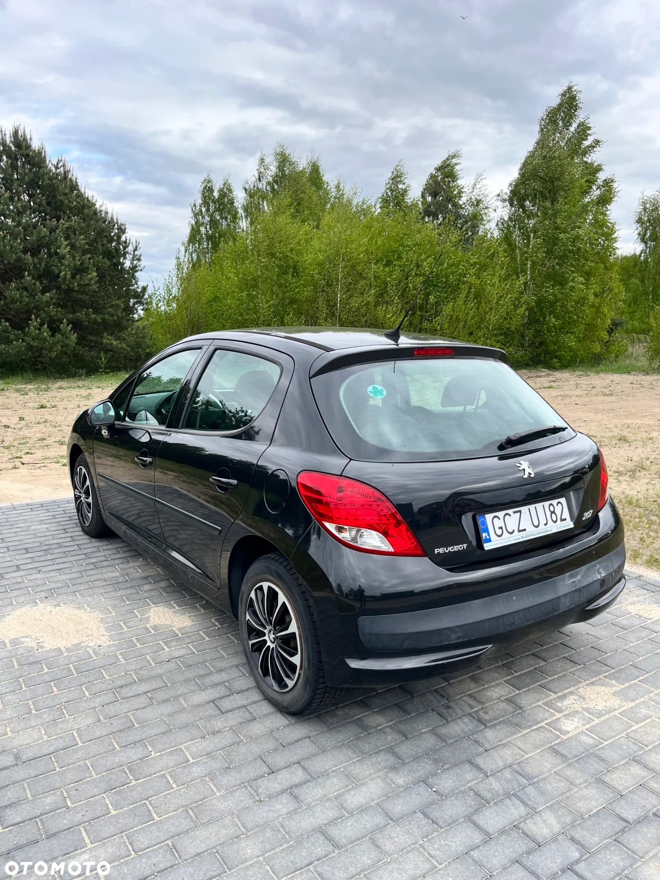 Peugeot 207 - 6