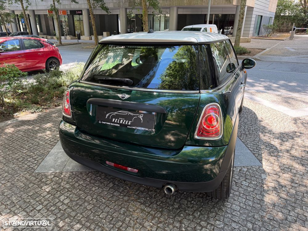 MINI 3 Portas One D - 11