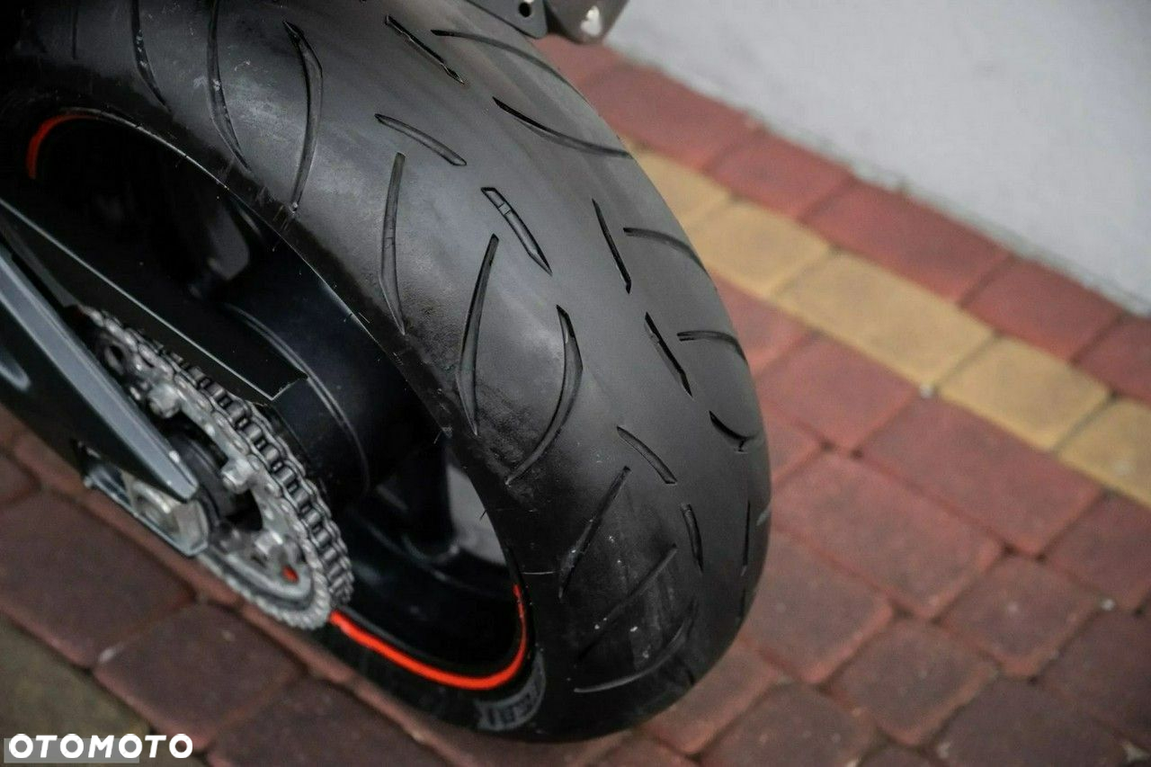Yamaha FZ - 8
