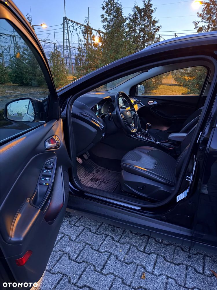 Ford Focus - 16