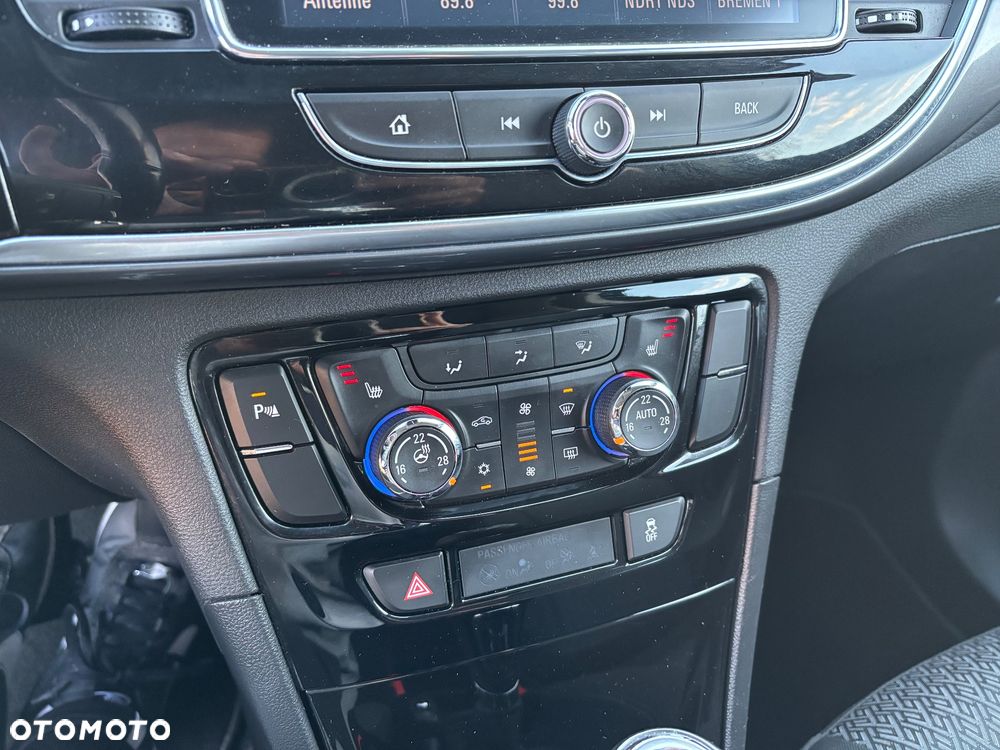 Opel Mokka X - 17