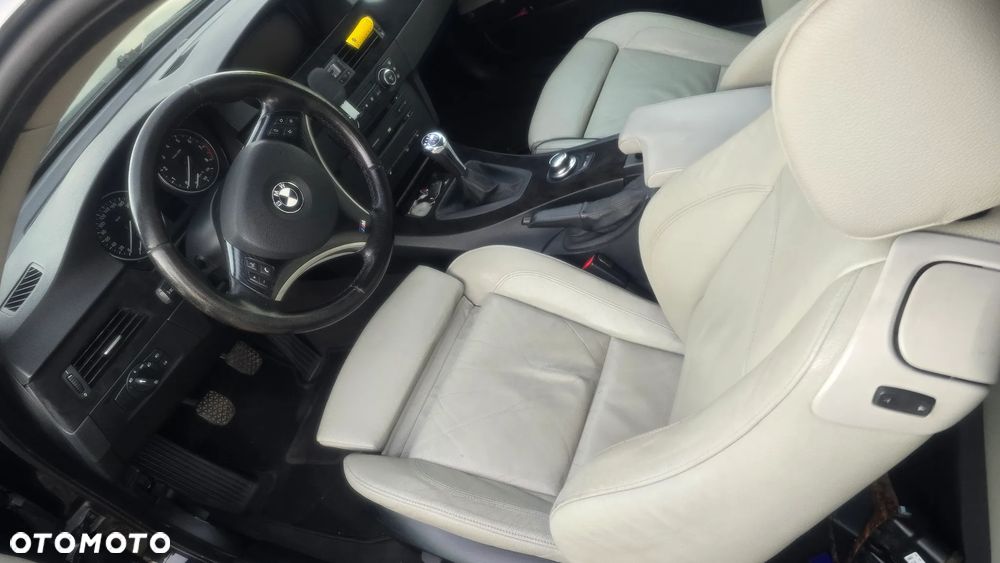 BMW Seria 3 330xi - 6