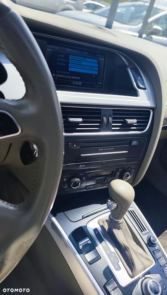 Audi A4 Avant - 9
