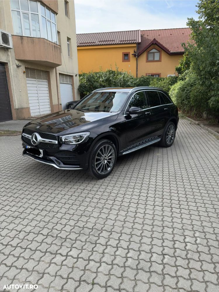 Mercedes-Benz GLC 300 4MATIC 9G-TRONIC AMG Line - 1