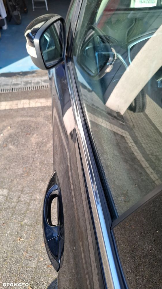 Ford Galaxy 2.0 TDCi Titanium - 27