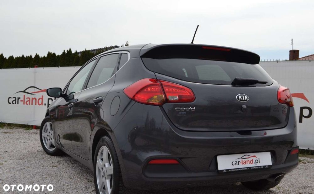 Kia Ceed 1.6 GDI DCT Platinum Edition - 12