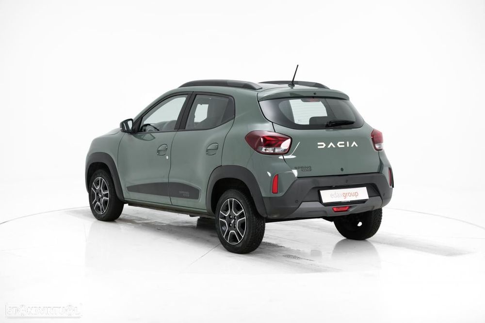 Dacia Spring - 4
