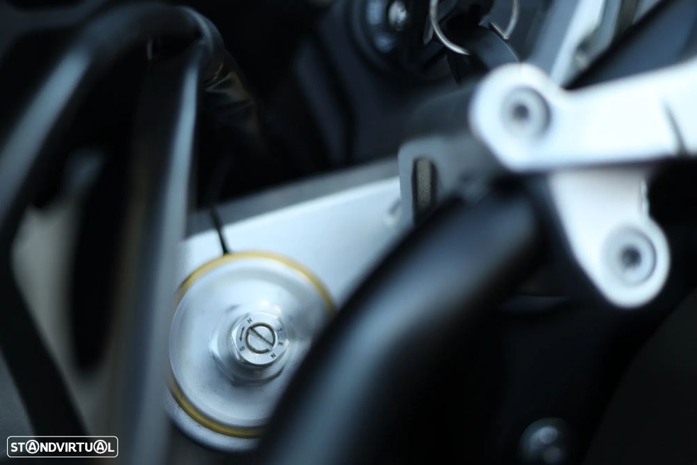 Voge 625 DSX Black Knight - 40