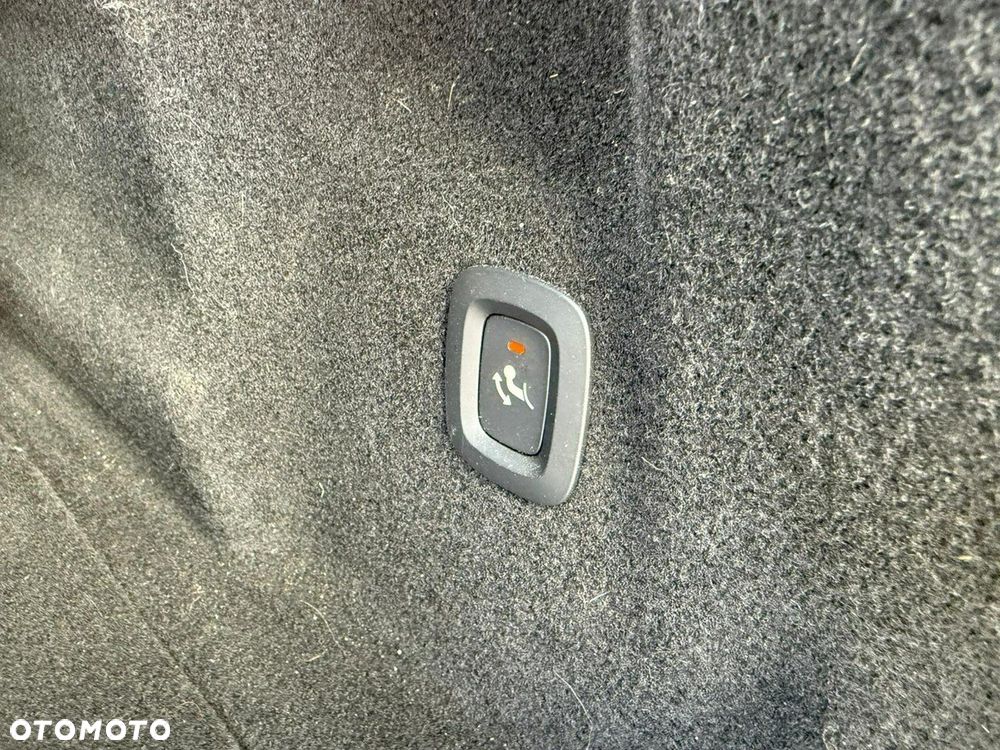 Volvo XC 60 T8 AWD Plug-In Hybrid Inscription - 29