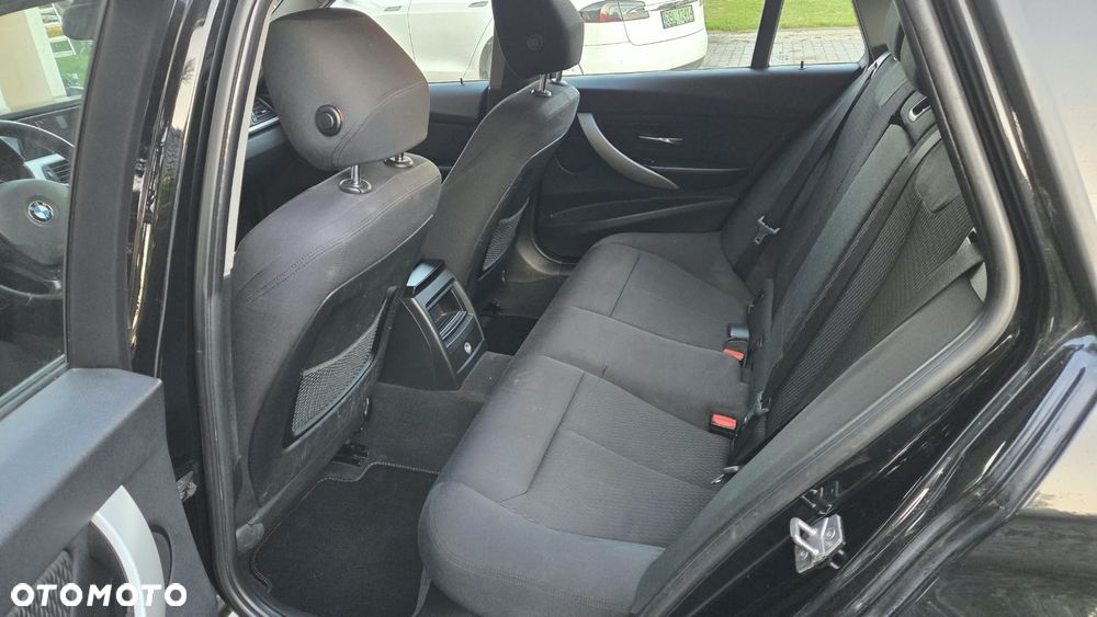 BMW Seria 3 - 40