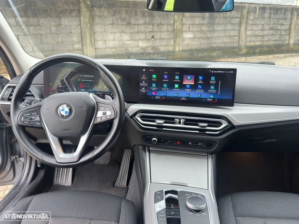 BMW 318 d Touring Line Sport Auto - 23