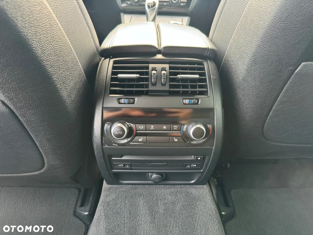 BMW Seria 5 M550d xDrive Sport-Aut - 20